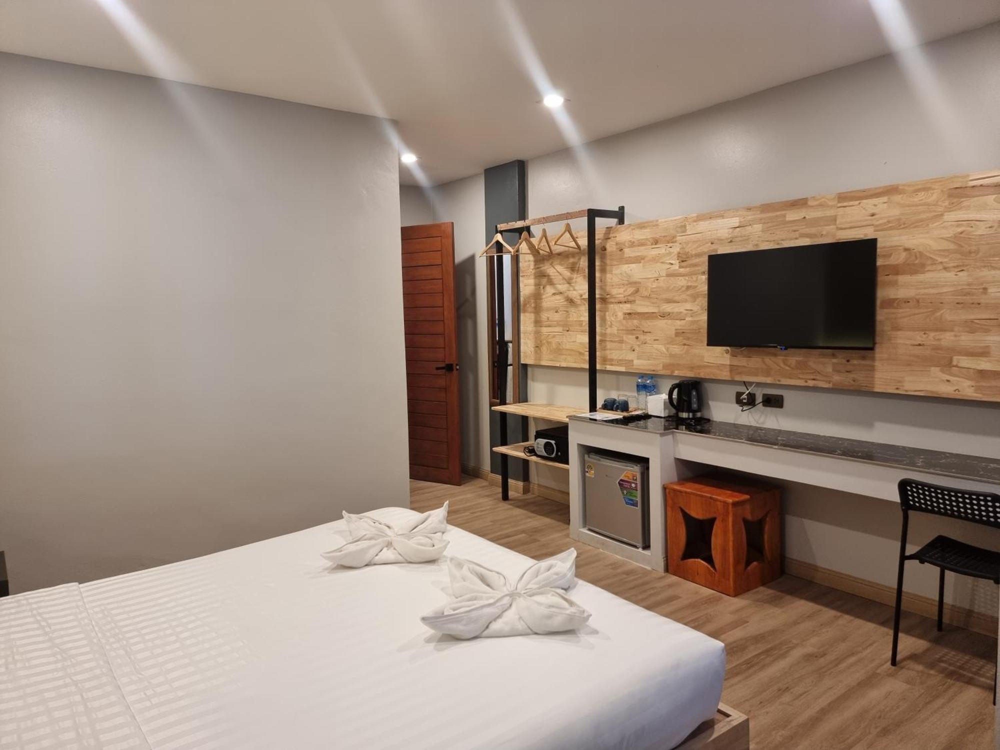 Diva Boutique Hotel Patong ภายนอก รูปภาพ